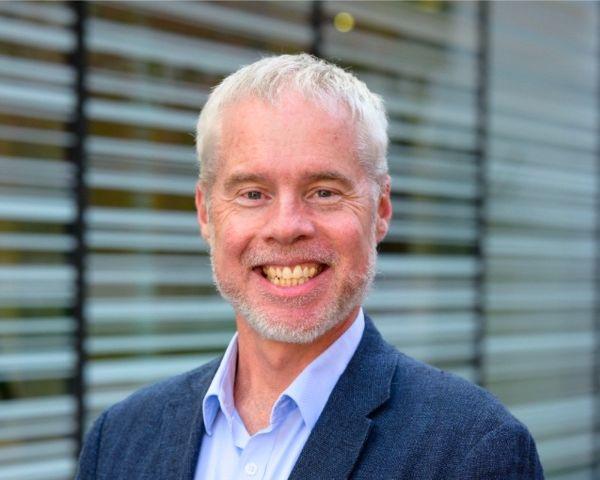 Ben Eggleton 575 NSW Smart Sensing Network Co-Director Professor Ben Eggleton